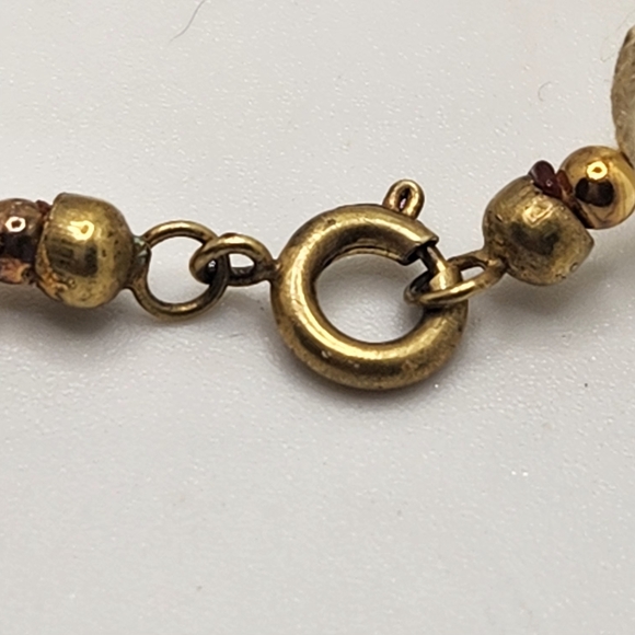 Elegant Gold and Cream Beaded Bracelet - Picture 9 of 10